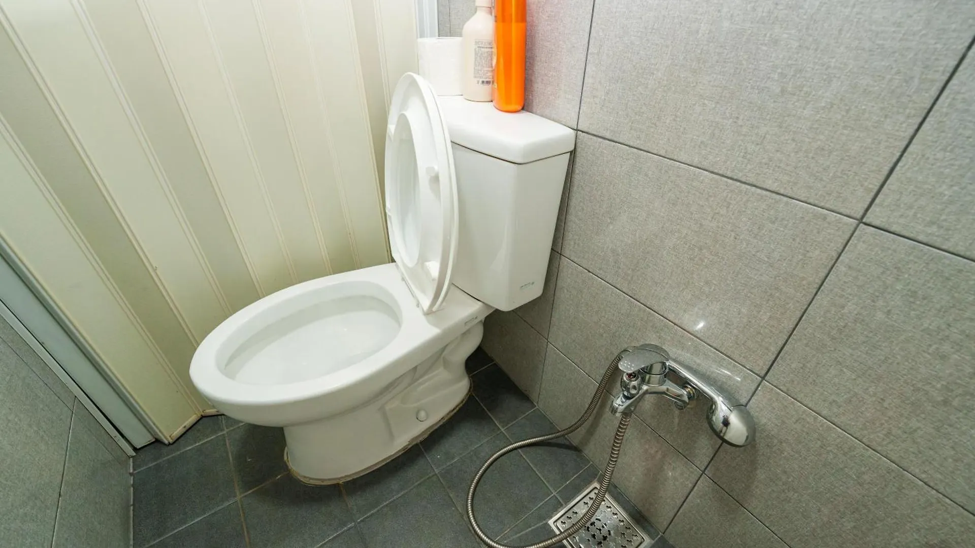3-Gu&Anne House Hongdae 6Room & 4Bath House Seoul