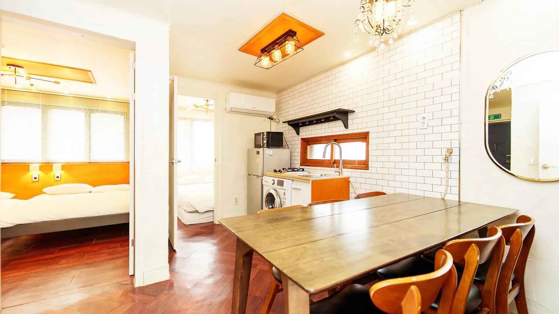 3-Gu&Anne House Hongdae 6Room & 4Bath House Seoul